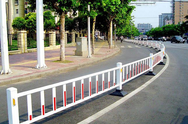 中央道路护栏 中央道路护栏